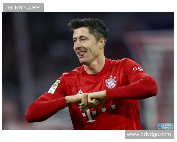 足球明星戴维斯精彩瞬间集锦及其职业生涯成就回顾