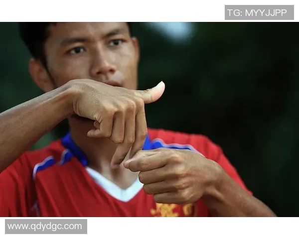 足球明星魅力头像下的女孩青春风采与梦想追逐